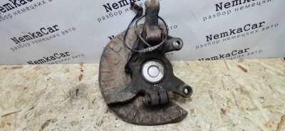 Кулак поворотный Mercedes VIANO 2011 639 рест