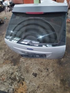 Крышка багажника Ford FOCUS 2
