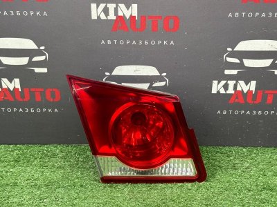 Фонарь в крышку багажника Chevrolet Cruze