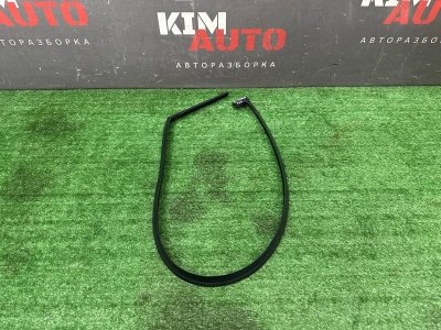 Уплотнитель двери Kia Ceed 2 2015 SW
