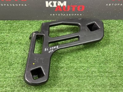 Кронштейн бампера Kia Ceed 2 2015 SW