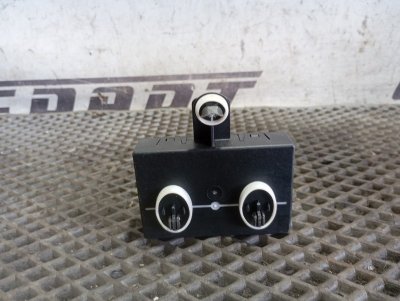 Блок управления двери Skoda YETI 2015