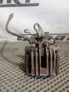 Суппорт Skoda YETI 2011 5L