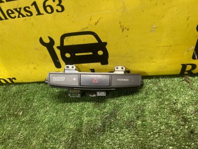 Кнопка аварийной сигнализации Mitsubishi Lancer 2008 X