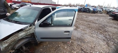 Дверь Renault symbol 2004 au14