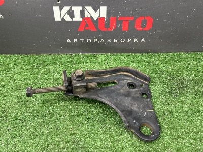 Кронштейн генератора Hyundai i30 2013