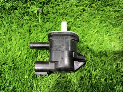 Клапан электромагнитный Toyota Corolla NZE141