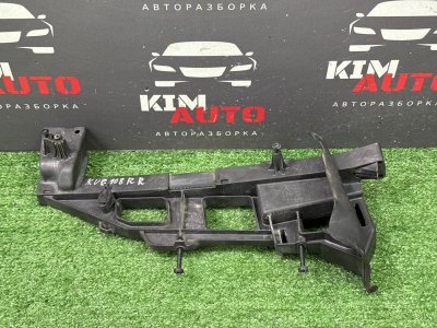 Кронштейн замка двери Ford Kuga 2013 SUV