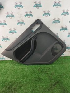 Обшивка боковой двери Ford FOCUS 2