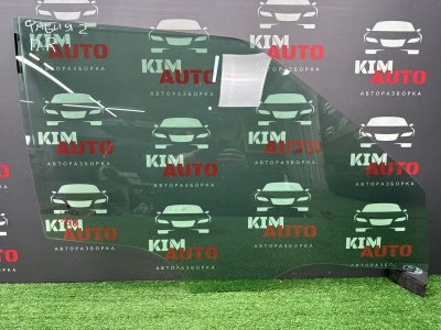 Стекло двери Skoda Fabia 2