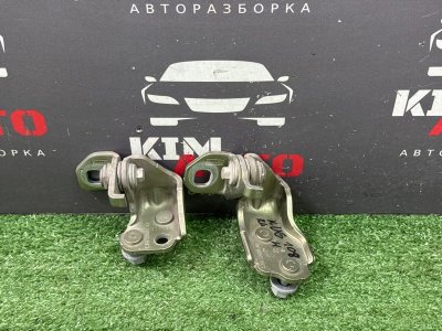 Петли двери Ford Kuga 2013 SUV