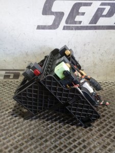 Блок предохранителей Skoda YETI 2015