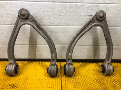 Рычаг верхний Mercedes-Benz S-Class 2014 W222