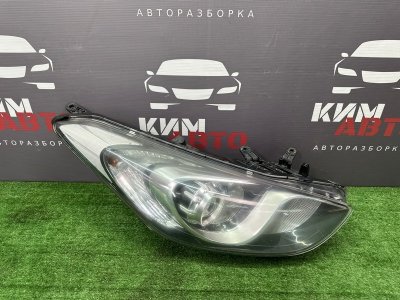 Фара Hyundai i30 2013