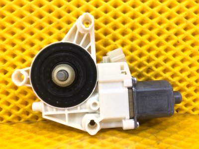 Моторчик стеклоподъемника задней правой двери Mercedes-Benz S-Class 2014 W222