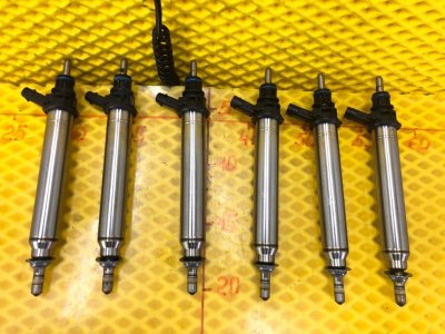 Форсунка топливная Mercedes-Benz S-Class 2014 W222