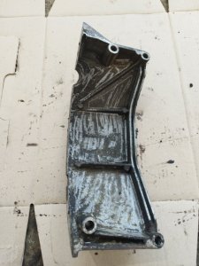 Кронштейн двигателя BMW 3 E30