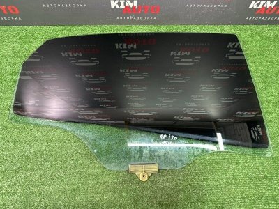 Стекло двери Hyundai i30 2013