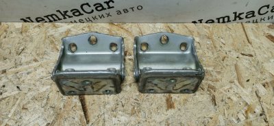 Петли двери багажника Mercedes VIANO 2011 639 рест