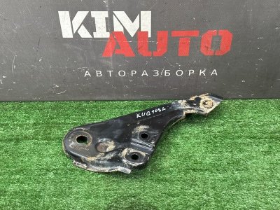 Кронштейн переднего подрамника Ford Kuga 2013 SUV