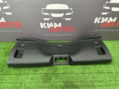 Накладка замка багажника Hyundai i30 2013