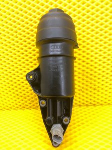 Корпус масляного фильтра Audi Q7 2014 4LB