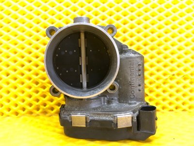 Дроссельная заслонка Audi Q7 2014 4LB