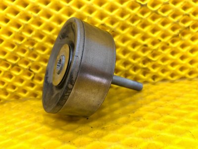 Ролик обводной Audi Q7 2014 4LB