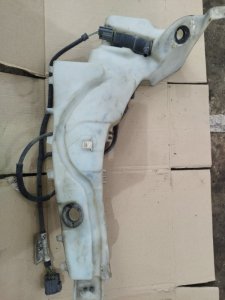 Бачок стеклоомывателя Ford FOCUS 2