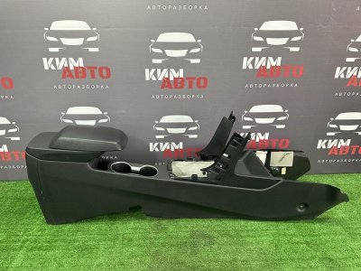Центральная Консоль с подлокотником Hyundai i30 2013