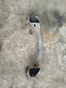 Балка продольная под ДВС лада 21053 2105