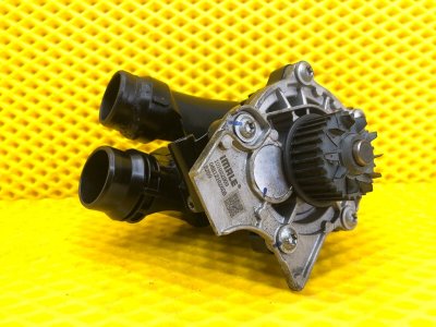 Насос водяной (Помпа) Volkswagen Tiguan 2013 5N1