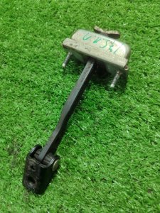 Ограничитель двери Ford FOCUS 2