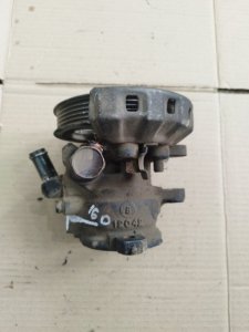 Насос гидроусилителя руля Toyota CORONA 1995 седан