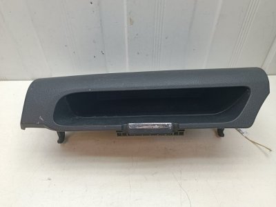 Крышка бардачка Nissan Note E11