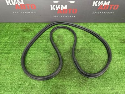 Уплотнитель багажника Hyundai i30 2013