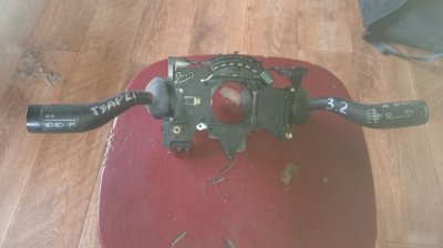 Подрулевой переключатель VOLKSWAGEN Touareg