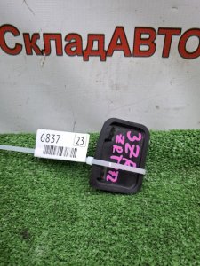 Заглушка маховика Toyota AVENSIS 2012 ZRT272