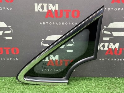 Стекло кузовное Kia Ceed 2 2015 SW