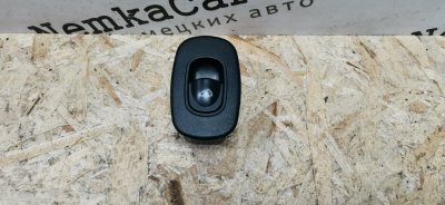 Кнопка люка Mercedes VIANO 2011 639 рест