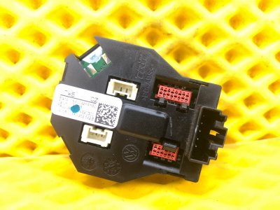 Блок управления Volkswagen Tiguan 2013 5N1