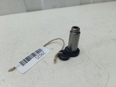 Ось вилки кпп Volkswagen Golf, Jetta 5