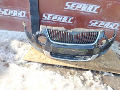 Бампер Skoda YETI 2011 5L