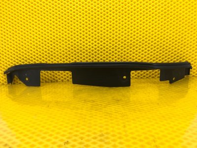 Уплотнитель двери задней левой Mercedes-Benz S-Class 2014 W222