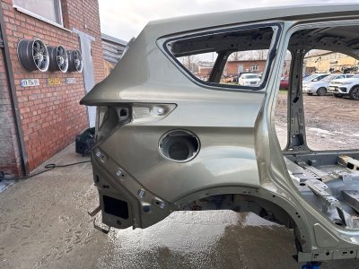 Крыло (четверть) Ford Kuga 2013 SUV
