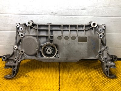 Подрамник Volkswagen Tiguan 2013 5N1