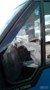 Стекло Ford Transit 2003