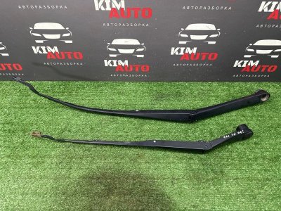 Поводки дворников Hyundai i30 2013
