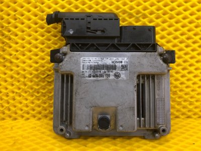 Блок управления двигателем (ЭБУ ДВС) Volkswagen Tiguan 2013 5N1