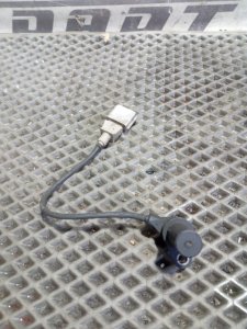 Датчик положения коленвала Volkswagen Touareg 2006 GP